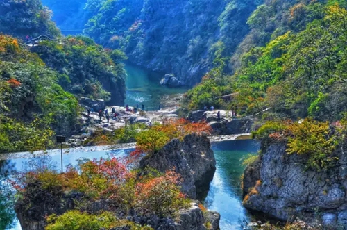 “三山同登”群众登山健身大会 为你送去关山最美的一面！