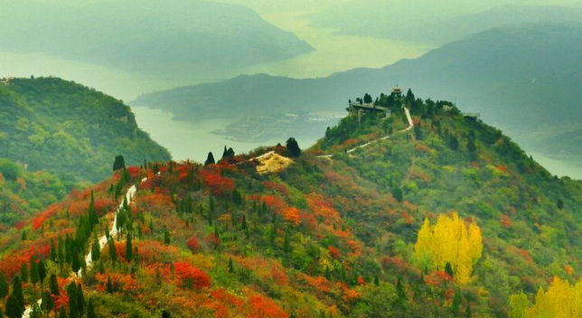 荆紫仙山赏红叶，看万山红遍！