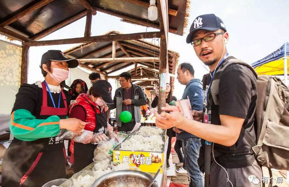 号外！封丘万亩油菜花海上央视直播啦！