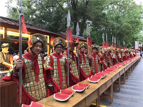 河南开封：清明上河园带你嗨翻整个夏天