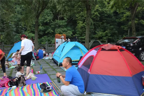 逃离酷暑，迎来清凉！来洛阳白云山烧烤露营，美酒音乐与你相伴！