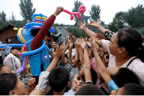 安阳林州：“鱼”你相约万泉湖，千人共品老锅鱼活动在万泉湖景区隆重举行