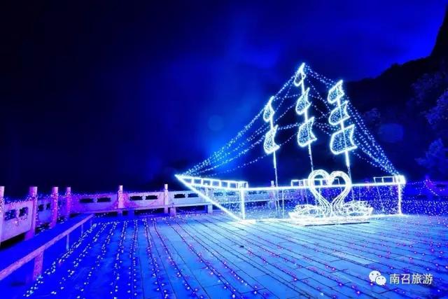 南召五朵山：最美观景台，夜游才是正确的打开方式