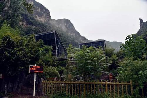 巩义：夏雨呢喃 浮戏如梦