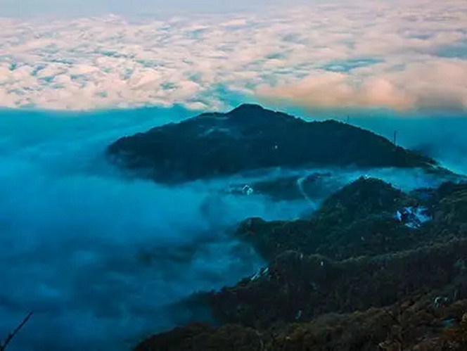 来南召五朵山感知秋意 开启一段清爽旅行