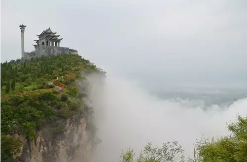 慢下脚步来云梦山，秋日之景更胜春朝