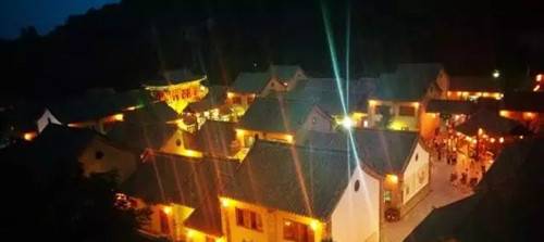 “夜游巩义”活动启动暨杜甫故里文化艺术灯光节开幕式隆重举行！