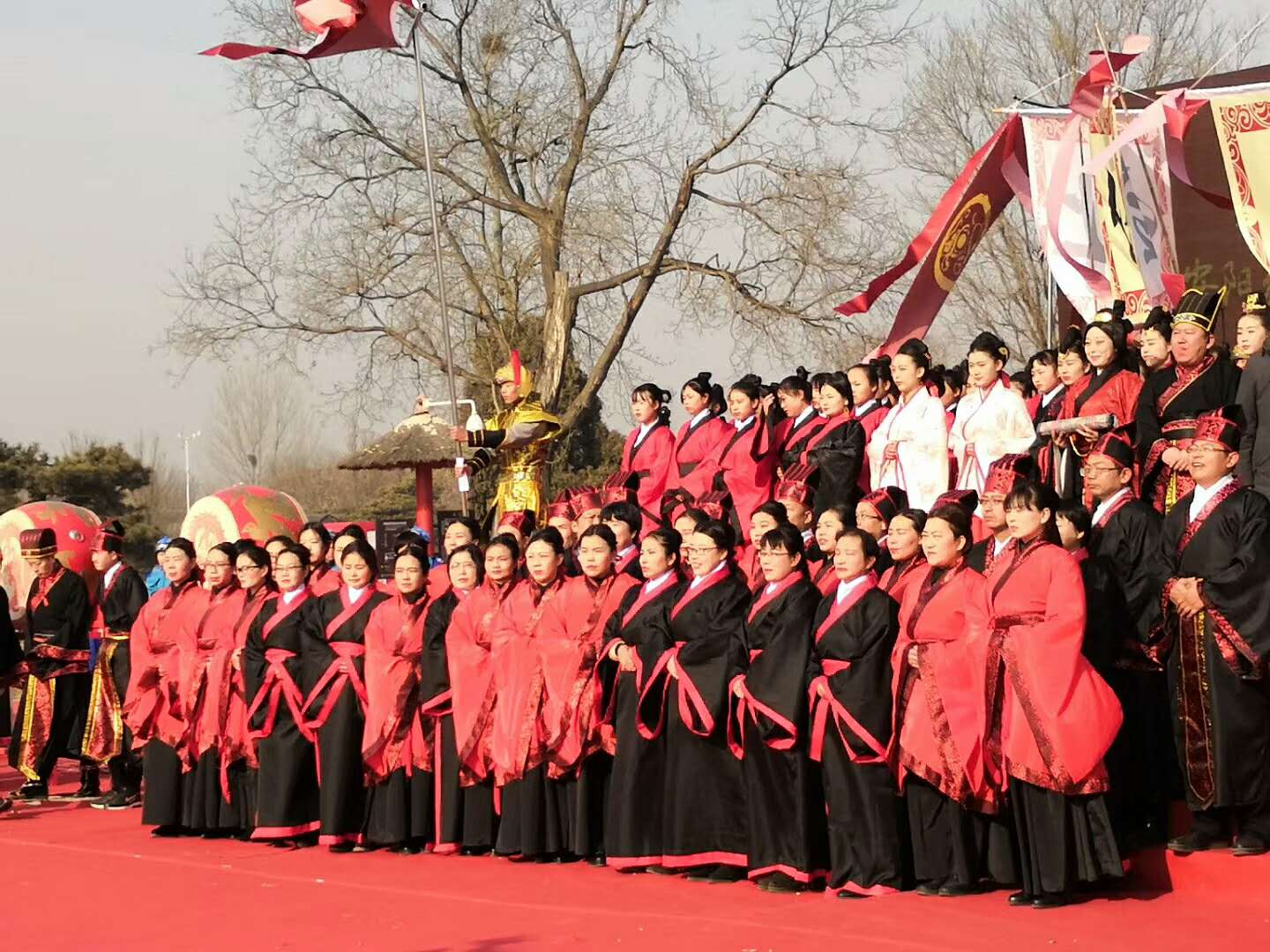 弘扬民族文化，传承殷商文化 中国·安阳首届大型成人礼今日举行