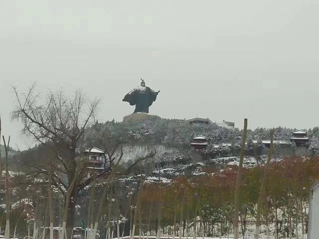 来17°的芒砀山 体验冬雪芳华