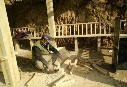 太牛了，中原第一条玻璃水滑道漂流即将在栾川诞生！空中乐逍遥，刺激又好玩！