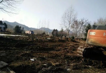 太牛了，中原第一条玻璃水滑道漂流即将在栾川诞生！空中乐逍遥，刺激又好玩！