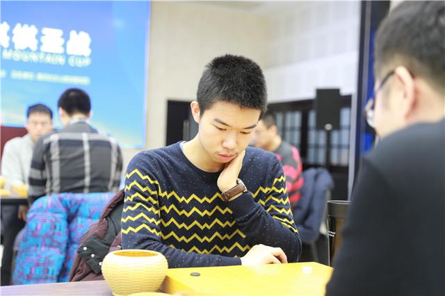 第三届洛阳白云山杯中国围棋棋圣战决出四强