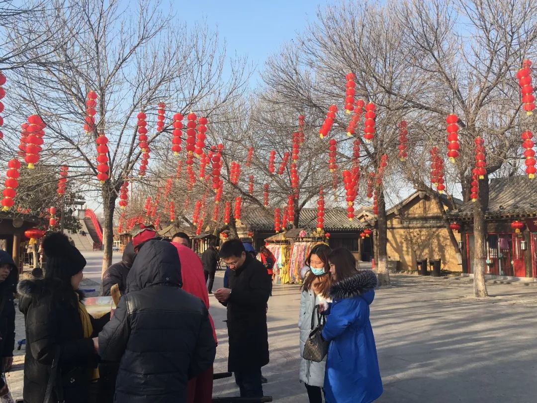 大红灯笼连连看 你要的年味都在这儿呢