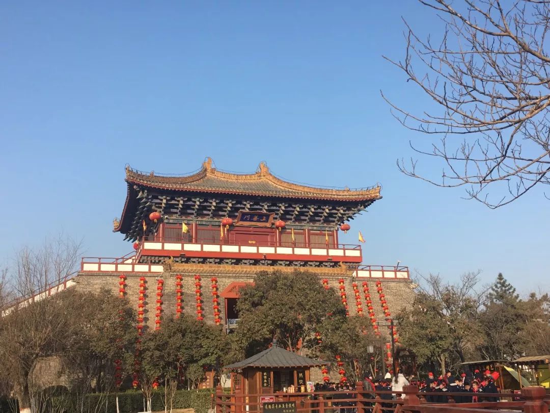 大红灯笼连连看 你要的年味都在这儿呢