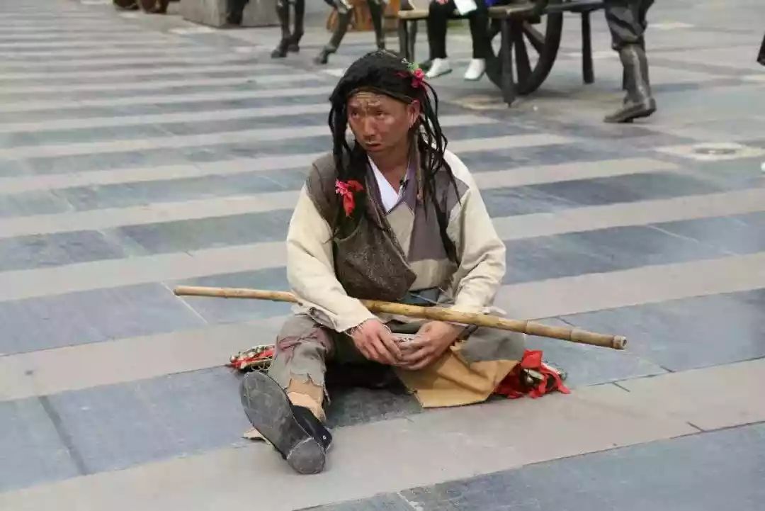 清明上河园演员敬业如初，游客为之点赞！
