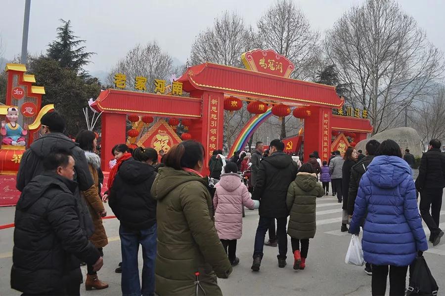 老家过大年,鸡冠洞里精彩嗨不停 老家过大年,鸡冠洞里精彩嗨不停