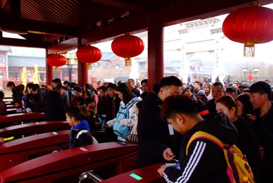 2018年春节黄金周：嵩山景区多策并举搞服务，全心全意为游