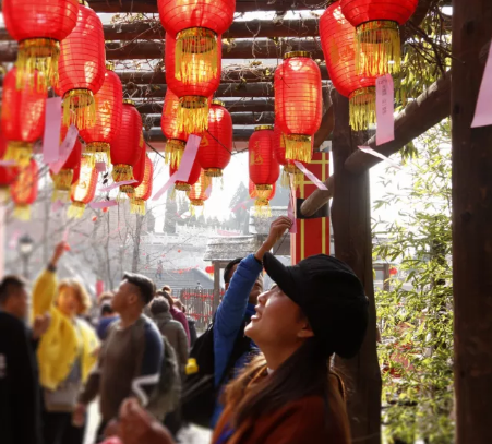 上天品元宵”刷爆朋友圈，这个元宵节王屋山精彩纷呈！