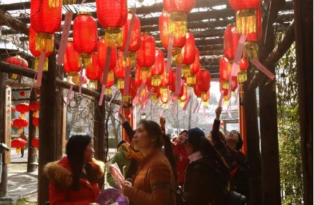 上天品元宵”刷爆朋友圈，这个元宵节王屋山精彩纷呈！