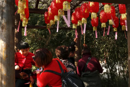 上天品元宵”刷爆朋友圈，这个元宵节王屋山精彩纷呈！