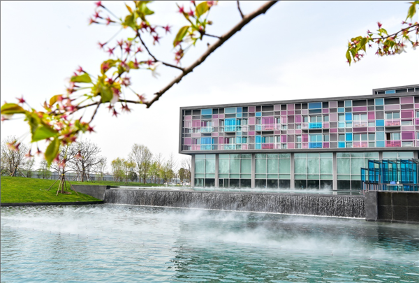 点亮城市之美 鄢陵建业花满地温泉酒店优雅绽放