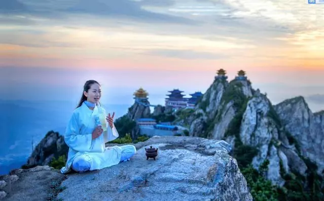 带上父母过端午 自驾老君山免门票