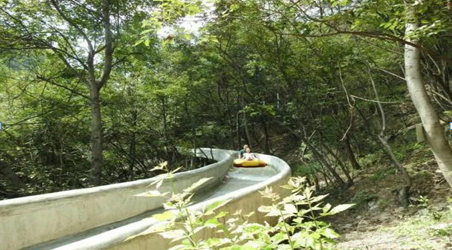 鸡公山桃花寨景区高空5D玻璃天桥 开业倒计时