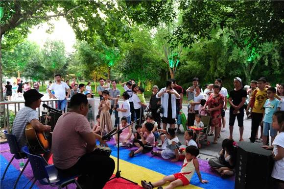 郑州绿博园：绿博之夜欢乐多