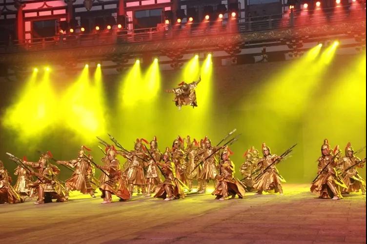 夜游唐城，梦回千年丨大型嵌入行进式全景秀7月14日正式亮相襄阳