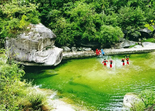 西峡旅游高速免费月活动动员大会召开