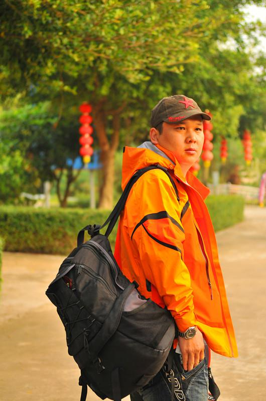 到5200米的高峰，读一首自己最爱的诗