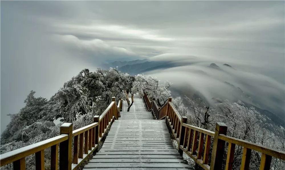 “冰封奇景 惊艳雪山”2018老君山冰雪摄影节开启！
