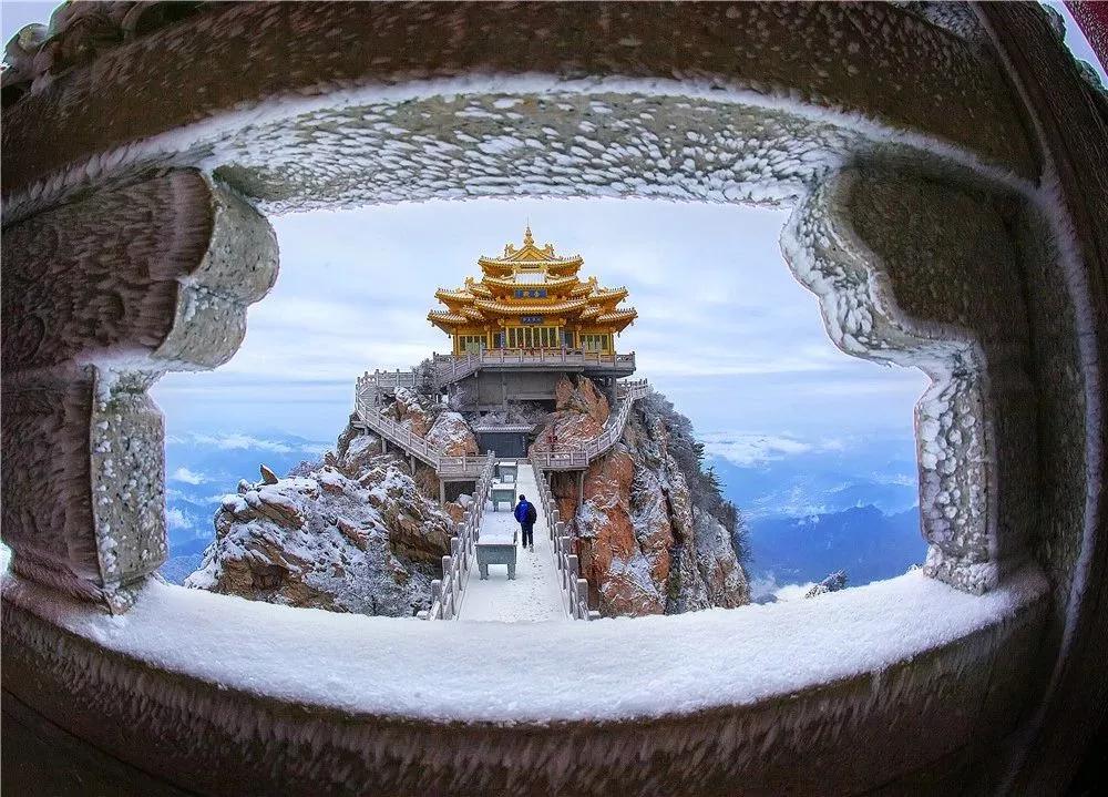 “冰封奇景 惊艳雪山”2018老君山冰雪摄影节开启！