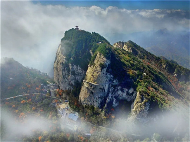 登高峰迎新年 龙峪湾景区推出三天免门票活动