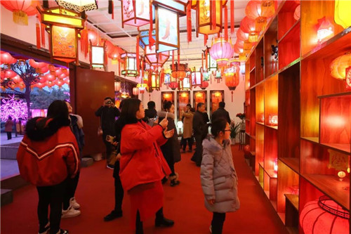 万众瞩目!第二届国际灯笼节1月28日绚丽来袭 万众瞩目!第二届国际灯笼节1月28日绚丽来袭