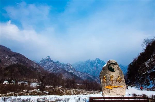 精彩还在继续 西峡逛民俗文化艺术节、观自然奇观