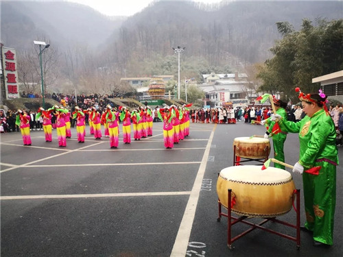 重渡沟村民举办特色活动迎接元宵佳节