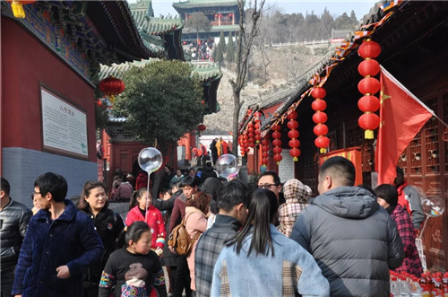 今年元宵青天河这么“闹” 你去了吗？