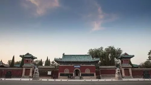 黄河故宫——嘉应观