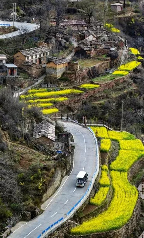 幸福女神节 畅游太行大峡谷 醉在春风里
