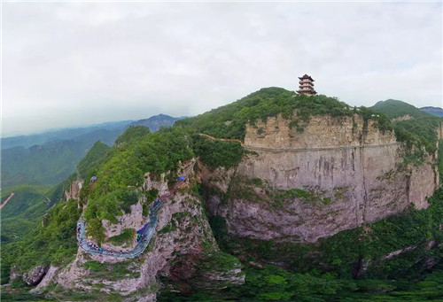 云台山景区茱萸峰及玻璃栈道正常开放