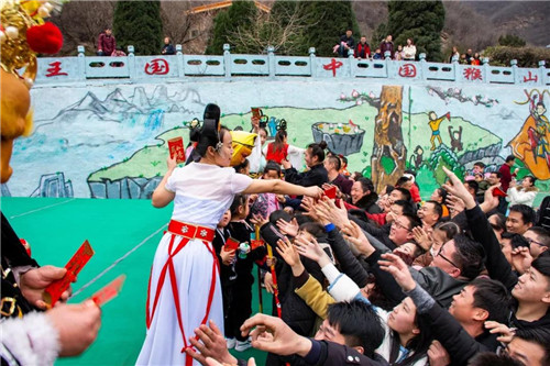 免票女神节,中国猴山五龙口西游秘境演绎经典西游文化! 免票女神节,中国猴山五龙口西游秘境演绎经典西游文化!