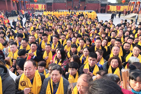 2019己亥年全球华人恭祭人文始祖太昊伏羲氏拜祖大典震撼举行 2019己亥年全球华人恭祭人文始祖太昊伏羲氏拜祖大典震撼举行