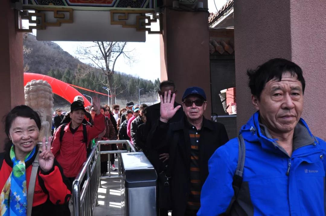 最近，河南这个5A景区被东北人挤爆了！
