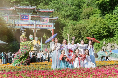 “仙境花海 逐梦圣山”老君山仙山花海节明日启幕！