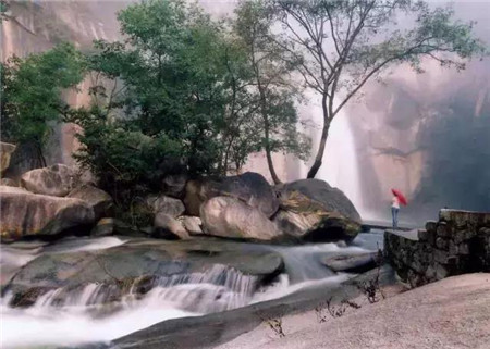 走进音画山水龙潭沟,享受完美小长假! 走进音画山水龙潭沟,享受完美小长假!