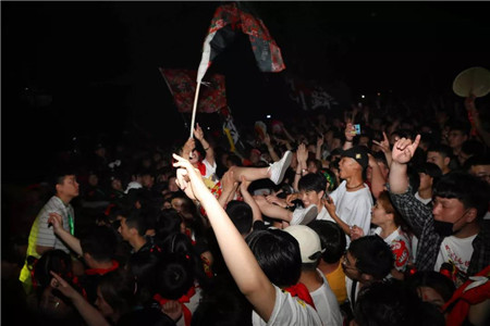  天生野性 何不狂欢·云台山音乐狂欢之夜！