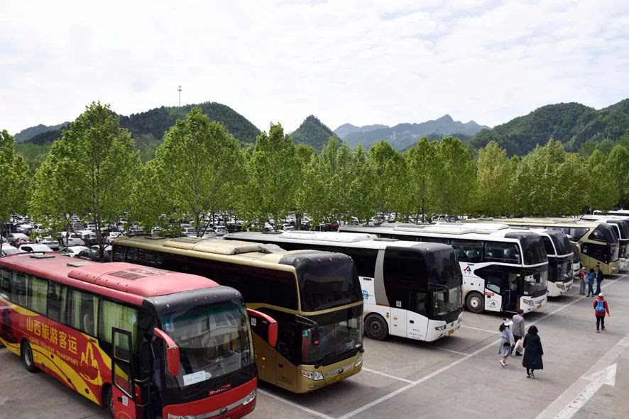 “五一假期” 来到鸡冠洞 忘掉所有烦恼
