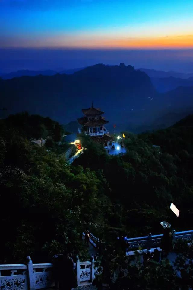 夏日跟我一起揽胜白云山