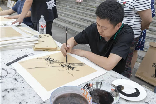 重渡沟风景区：十里竹香共狂欢，文旅融合万人共享竹子盛宴！